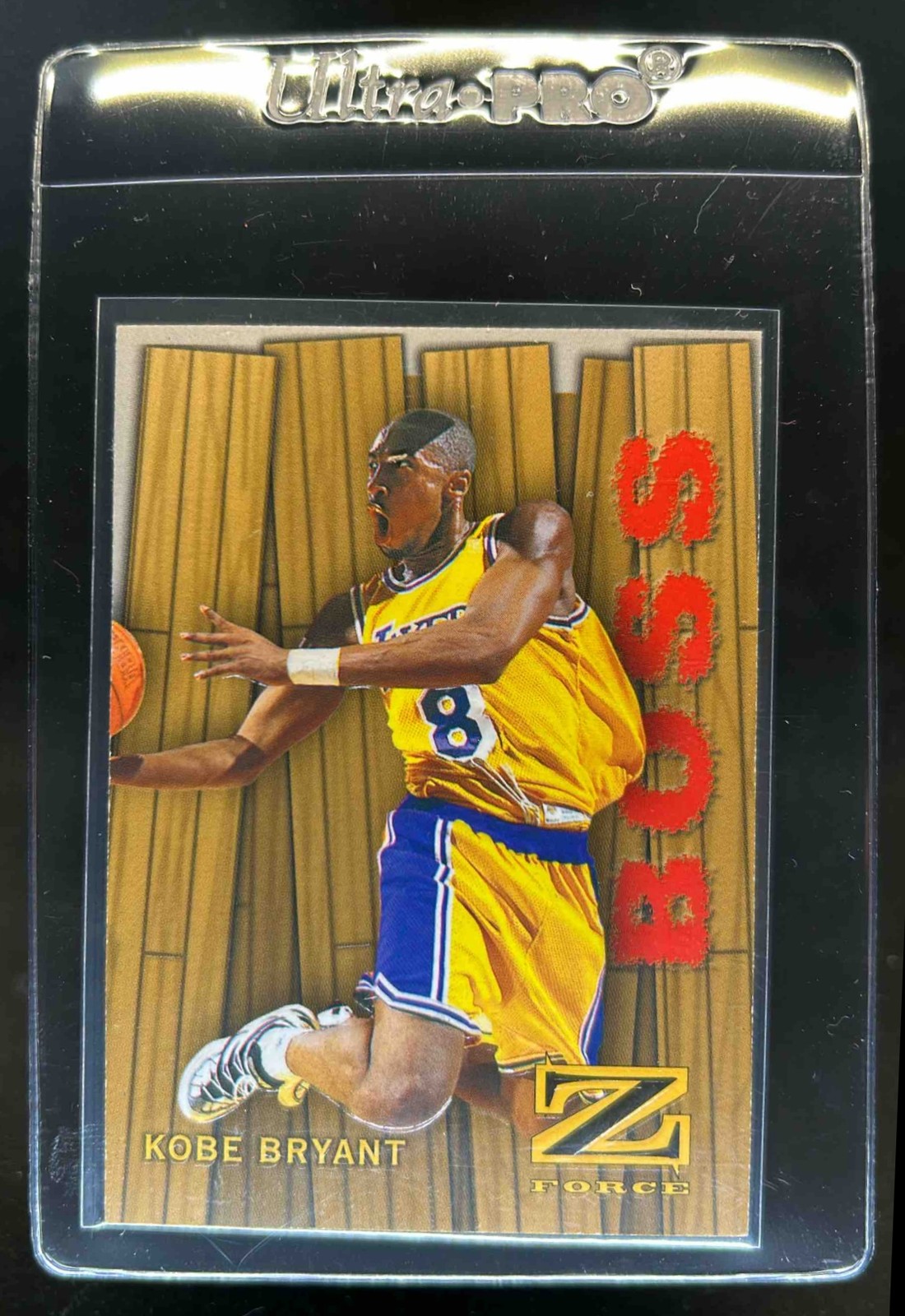 1997-98 Skybox Z-Force Kobe Bryant Boss #3 /B Lakers