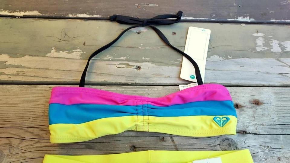 Traje de baño Roxy para jóvenes niñas niños talla 10 de dos piezas color negro rosa a rayas aguamarinas Foto 3 de 4