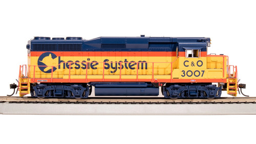 Broadway Limited Imports HO 7566 EMD GP30, Chessie System (C&O) #3007 - Picture 5 of 6