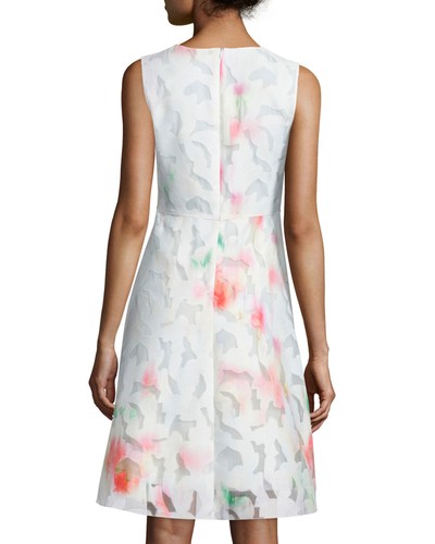 ELIE TAHARI 'Dorinda' ~ Ivory Floral Burnout Shift Party Dress 10 NEW $448 - Picture 2 of 12
