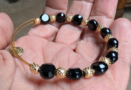 Bracciale Alex & Ani nero tondo perle oro - Foto 2 di 2