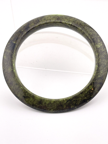 Vintage Green Plastic Bangle Bracelet Skinny Spinach Green Color - Picture 11 of 15
