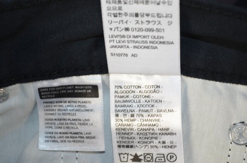 Women's Levi's High Waist Mom Jeans Size 30x30 New Tapered Leg Black - Picture 2 of 6