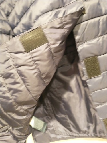 Chaqueta acolchada Tommy Hilfiger Primaloft para hombre talla M adaptable azul marino - Imagen 11 de 18