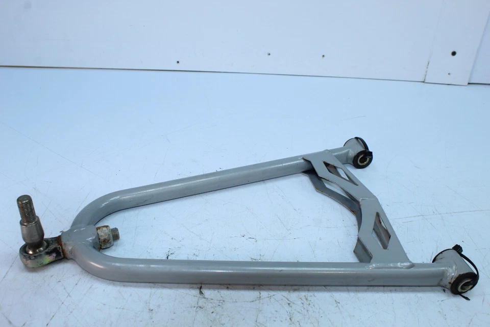 SKI-DOO GRAND TOURING 1200 2010-2013 BRAZO DELANTERO SUPERIOR DERECHO GRIS 505072389 Foto 4 de 4