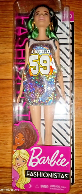 2018 BARBIE Fashionistas Doll 110 Tall Black Green Hair Los