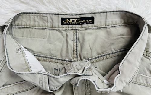 Boy’s Vintage Y2K Jnco Khaki Carpenter Jorts Shorts - Size 18 (30.5" waist) - Picture 7 of 9