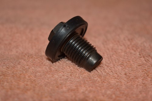 ENGINE OIL DRAIN PLUG REPLACES 6504018 6506214AA JEEP PATRIOT COMPASS CHEROKEE - Picture 2 of 5