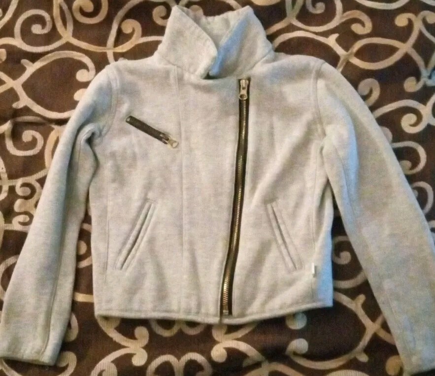 Picture 4 of 16