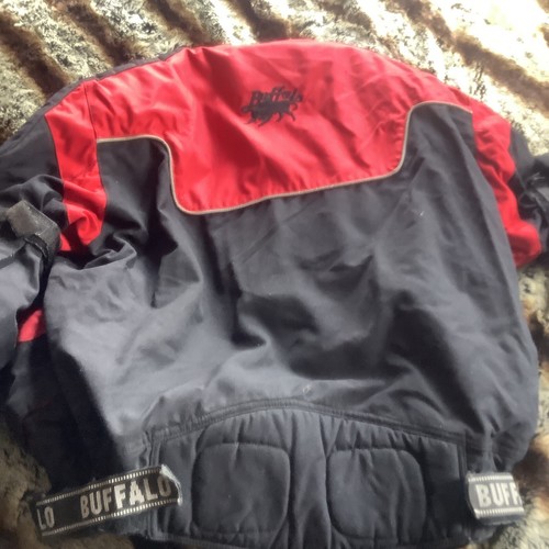 Buffalo Armoured Red Black Motorcycle Jacket Padded Sz M - Picture 9 of 9