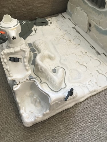 Star Wars Galoob Micro Machines Action Fleet - Ice Planet Hoth Playset - Picture 9 of 23