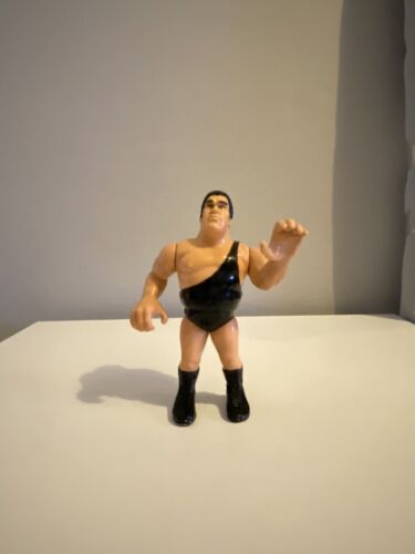 WWF WWE Hasbro Wrestling Figure. Series 1: Andre t...