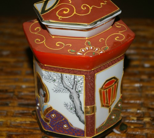 FOOTED MORIAGE 7"T JAPANESE NIPPON VASE URN W LID MADONNA KANNON RAKAN - Picture 2 of 12