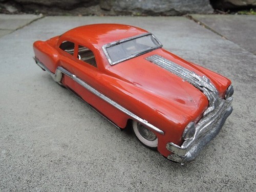 Vintage DELHI / Minister Delux FRICTION CAR 1950s PONTIAC CHIEFTAN Tin Car Toy - Picture 2 of 15