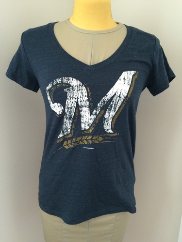 MLB Milwaukee Brewers Distressed Team Logo Short Sleeve V-Neck Shirt Small NWOT - Picture 5 of 6