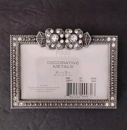 Lovely Petite Furio Metal Frame W/Rhinestones. 2 X 3 - Picture 2 of 7