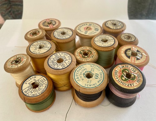 Collection of 15 Vintage Wooden Cotton Reels, incl Sylco, Coats - Picture 4 of 5