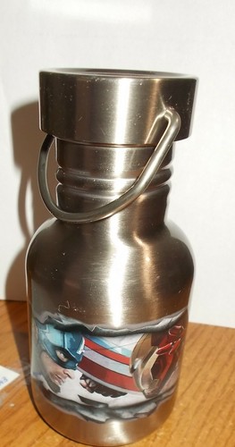 CONTENEDOR DE BEBIDAS DE ACERO INOXIDABLE DISNEY CAPITÁN AMÉRICA MUY BONITO UNO NUEVO 8 OZ - Imagen 2 de 2