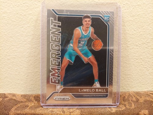 2020-21 Panini Prizm LAMELO BALL #23 (RC) recrue « émergente » insert frelons comme neuf ! - Photo 1 sur 2