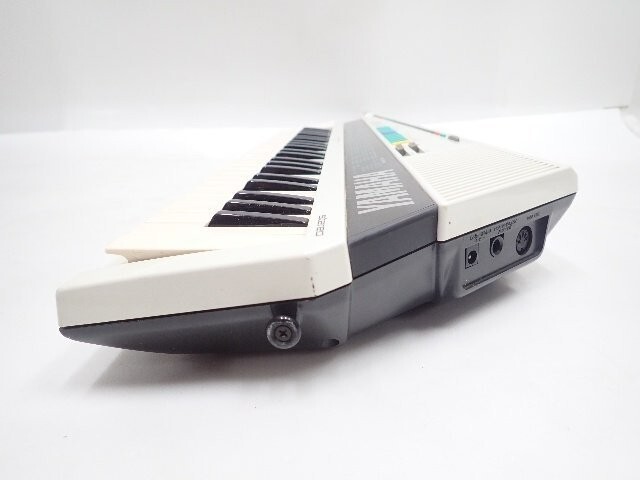 YAMAHA SHS-200 Digital Shoulder Electronic Keyboard 49 Keys YAMAHA SHS-200 Digital Shoulder Electronic Keyboard 49 Keys