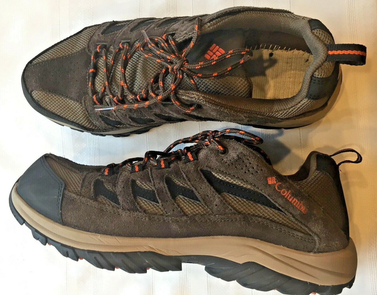 Columbia Men's Size 11.5 Breathable Hiking shoes non-slip Water-resistant BM4595 Columbia Men's Size 11.5 Breathable Hiking shoes non-slip Water-resistant BM4595
