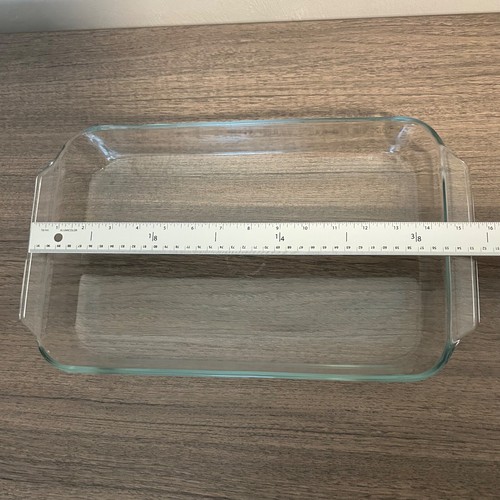 Vintage Glass 2-Quart, Baking Dish (#440) - Oven/Microwave Safe Kitchenware - Picture 5 of 6