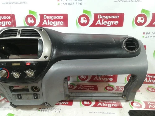 Salpicadero para TOYOTA RAV4 (A2) 2.0 Sol 44X (2003->) 2002 314961 - Imagen 3 de 10