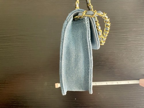CHANEL MAKEUP Denim Canvas Schultertasche Kette Kosmetiktasche mit Magnetverschluss - Bild 4 von 8