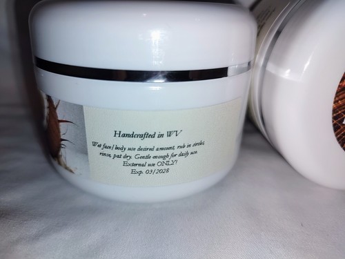 Caramel Face Scrub - Coconut Sugar - Gentle Exfoliate - Body Scrub - Picture 4 of 13