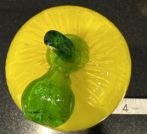 Vintage Murano Style Hand Blown Art Glass Yellow Golden Apple New Condition Rare - Picture 8 of 9