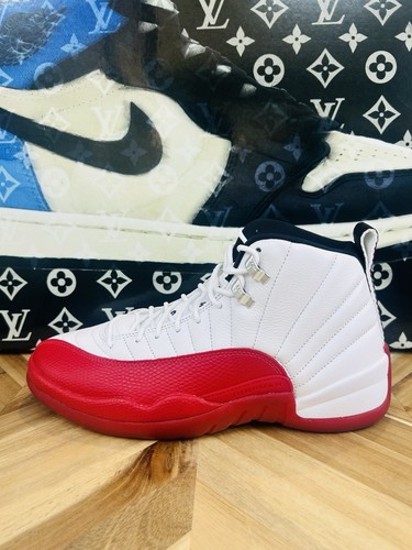 Nike Air Jordan 12 Retro (Cherry) 2023 CT8013 116 Hombre Talla 10.5 Playoff