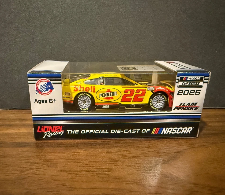 Joey Logano 2025 #22 Shell-Pennzoil Penske Mustang 1/64 NASCAR Foto 4 de 4