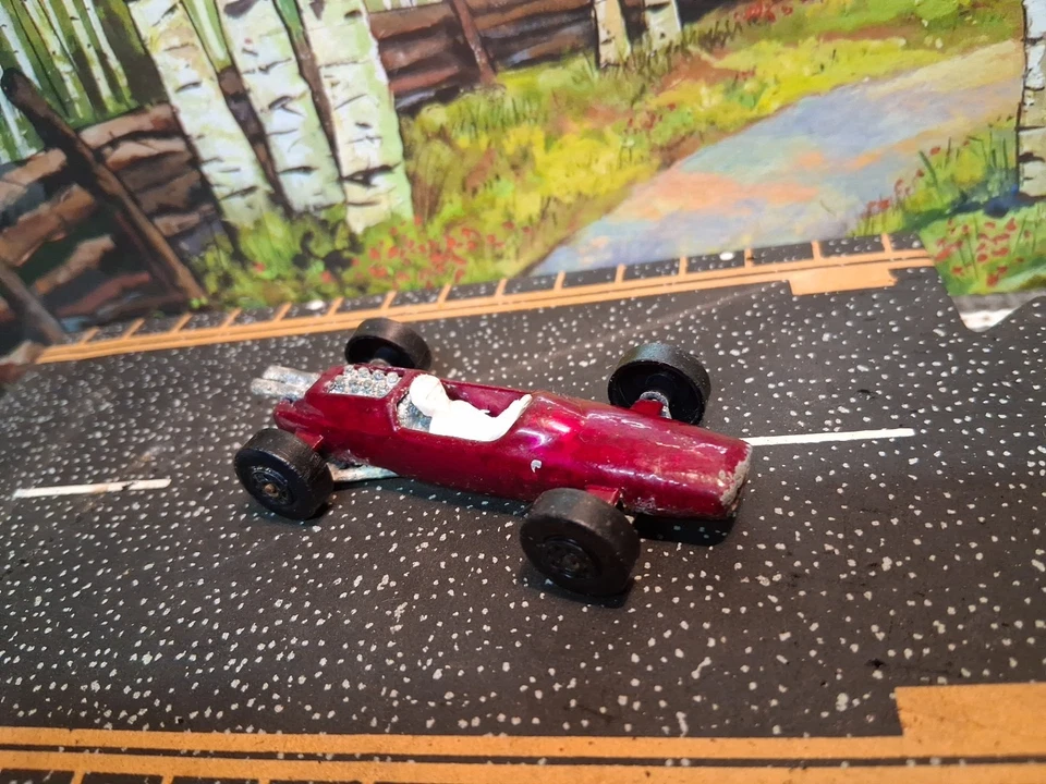 G242-MATCHBOX SUPERFAST MB19-4 LOTUS RACER - Image 3 of 4
