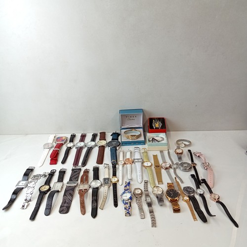 Wristwatches Various Brands Models Styles Mixed Job Lot Untested Collection - Picture 2 of 12