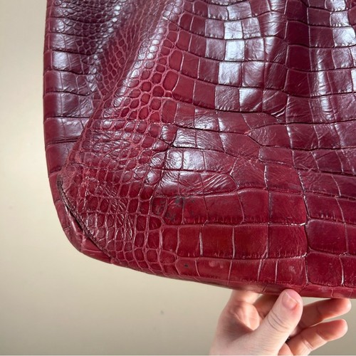 Vince Signature V Crocodile Embossed Red Oxblood Leather Tote Purse - Picture 5 of 14