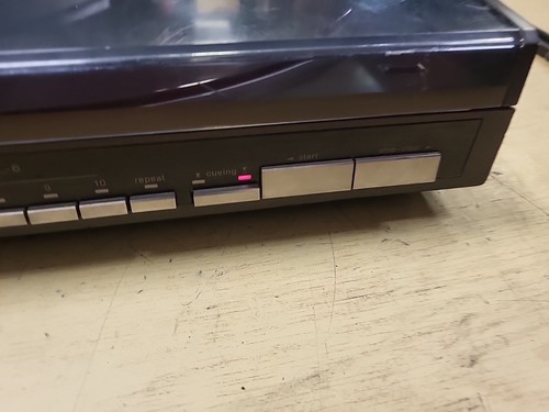 Technics SL-6 Giradischi automatico a trazione diretta - Foto 5 di 17