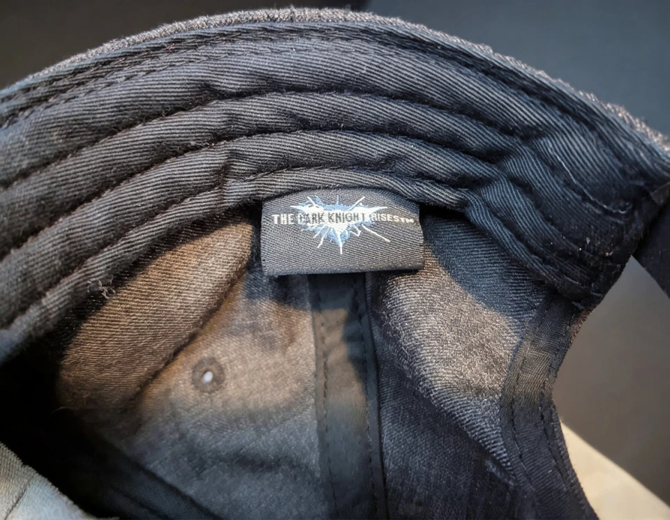 Gorra Batman The Dark Knight Rises de colección para niños jóvenes excelente estado Foto 4 de 4