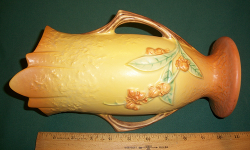 VTG Roseville Pottery “Bittersweet” Yellow Vase Shape 885-10” Tall Raised U.S.A. - Picture 4 of 10