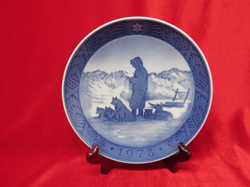 Vintage Lot Of 4 Royal Copenhagen Christmas Plates. 1975, 1977, 1978, 1979. - Picture 12 of 19