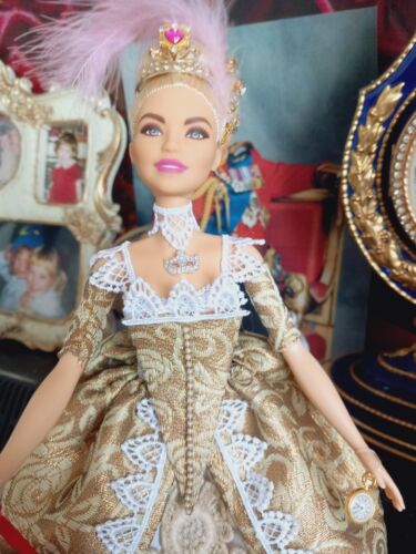 2 Barbie Collector's Artisan Marie Antoinette Dolls 🌹Dressed By TMT DESIGNS - Picture 4 of 9