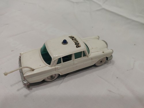 Schuco 1001/1 Miraco Car Mercedes Benz made in Germany, polizei car, good  works - Picture 5 of 9