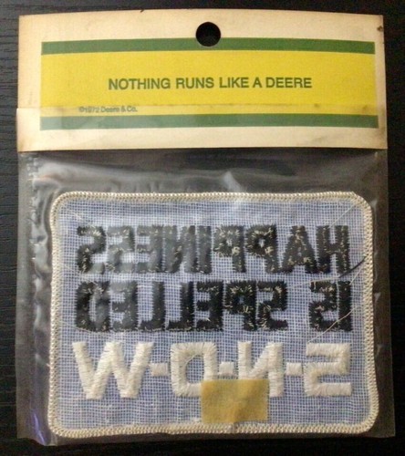 Vintage John Deere Snowmobile Patch “HAPPINESS IS SPELLED SNOW” New Old Stock - Picture 2 of 4