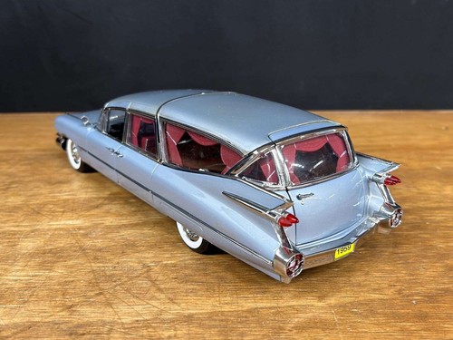 1959 Cadillac Crown Royale Limousine Hearse, Precision Miniature, 1/18, Silver. - Picture 3 of 20