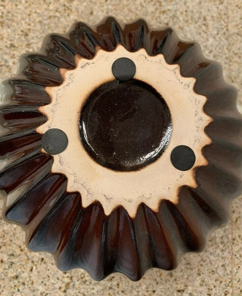 Jarrón vintage acanalado acanalado en forma de cebolla esmaltado único retro marrón limitado, raro Foto 4 de 4