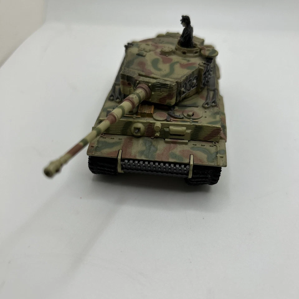 95004 Unimax Sd.Kfz.181 Tiger 1/72 Model German Army - Image 4 of 4