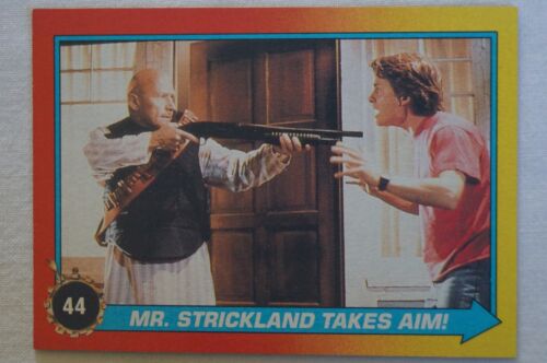Back to The Future II Classic Topps Movie Scene Trade Cd Mr Strickland Takes Aim - Picture 1 of 4