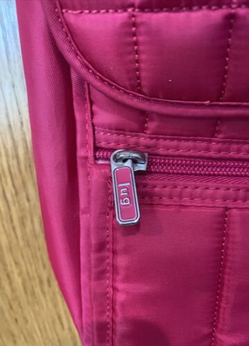 New Lug Crossbody Quilted Bag Fushsia - Picture 3 of 10