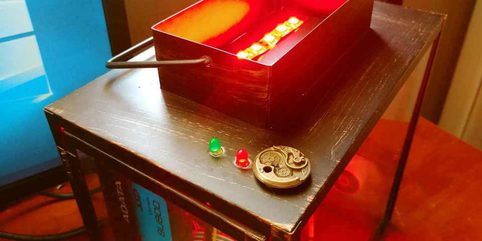 Metal Lantern / Candle Box Desktop Computer, quad 2.8 8GB, Win 10, 128GB SSD - Image 3 of 4