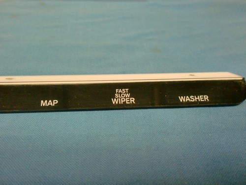 JAGUAR DAIMLER SWITCH INDICATOR STRIP FITS MK2 E-TYPE 250 V8 C15609 - Picture 4 of 4