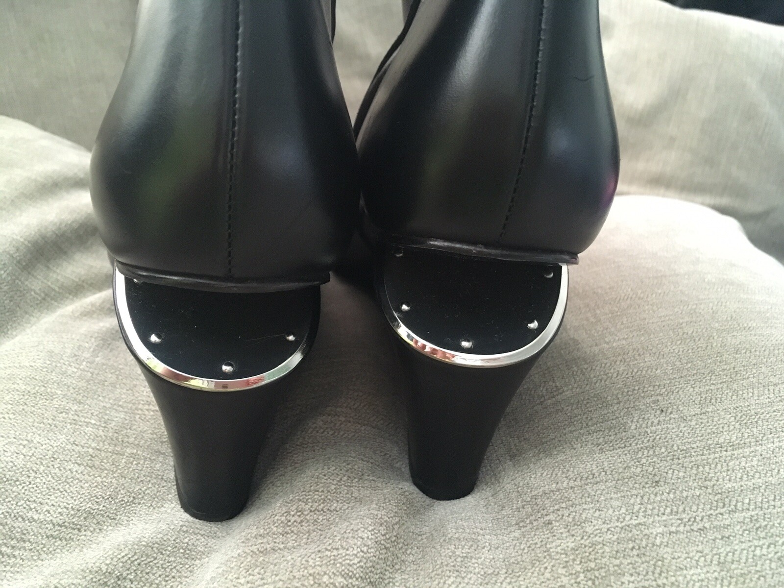 Alexander Wang Liv Black Leather Cut Cut Cut Out Wedge Boots Size 40 Uk 7 50f419 Alexander Wang Liv Black Leather Cut Cut Cut Out Wedge Boots Size 40 Uk 7 50f419